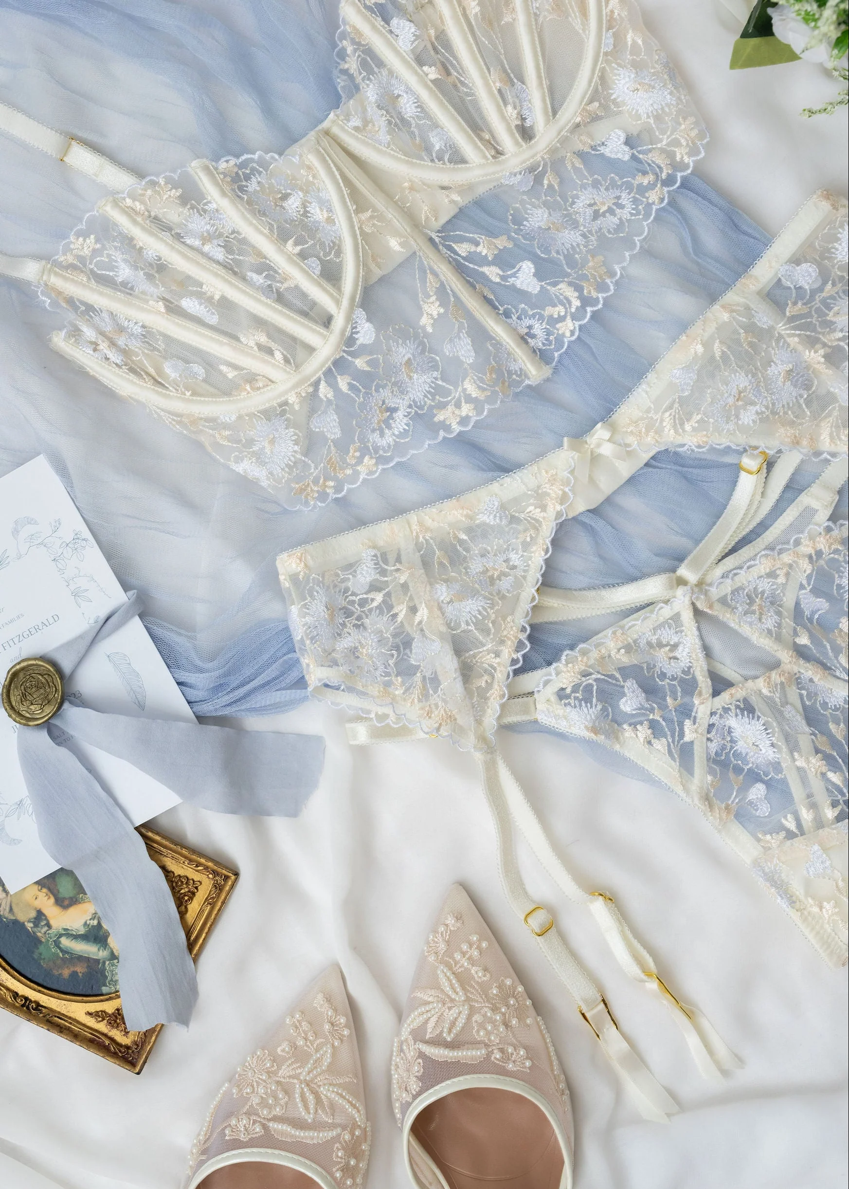 Embroidered Garter Belt - Pearl - Image 12