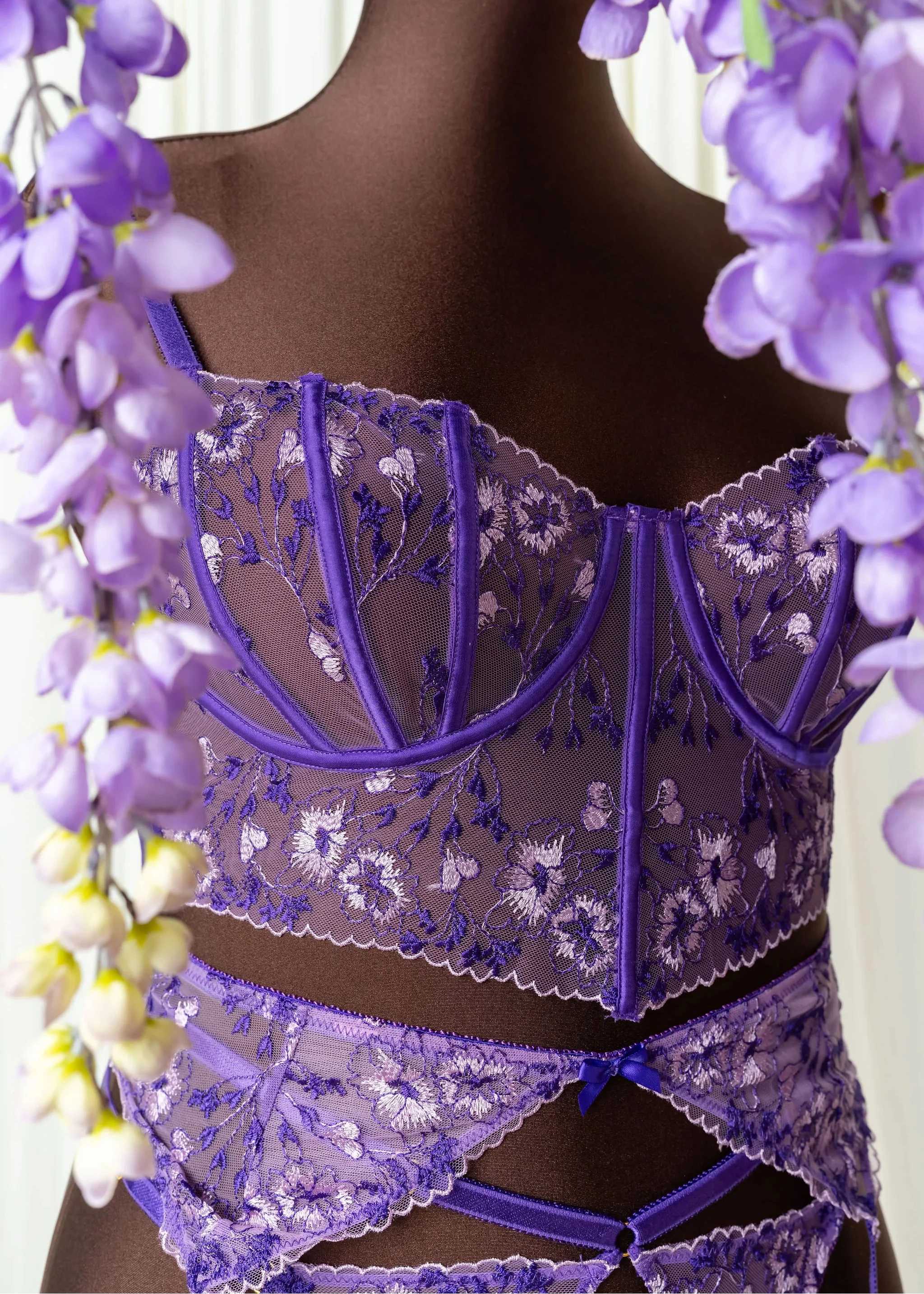 Embroidered Underwire Bustier - Violet - Image 17