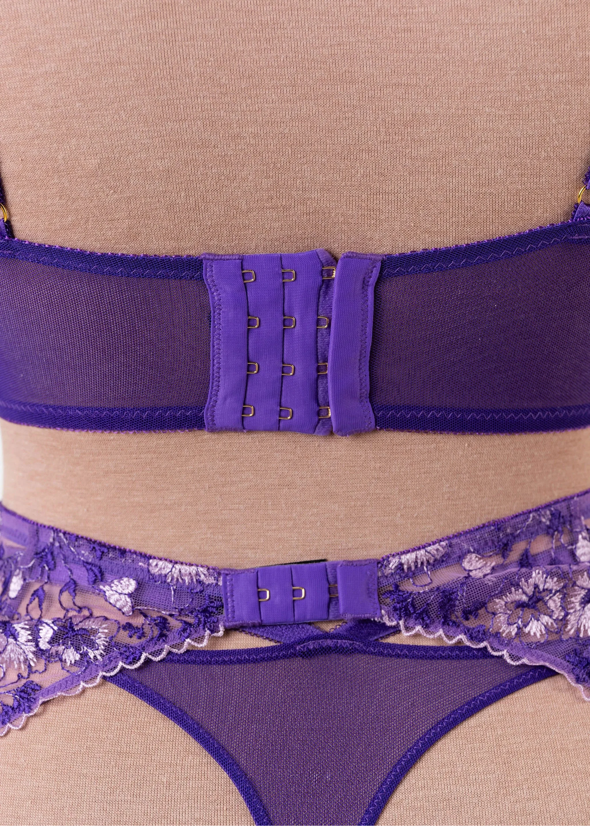 Embroidered Underwire Bustier - Violet - Image 9