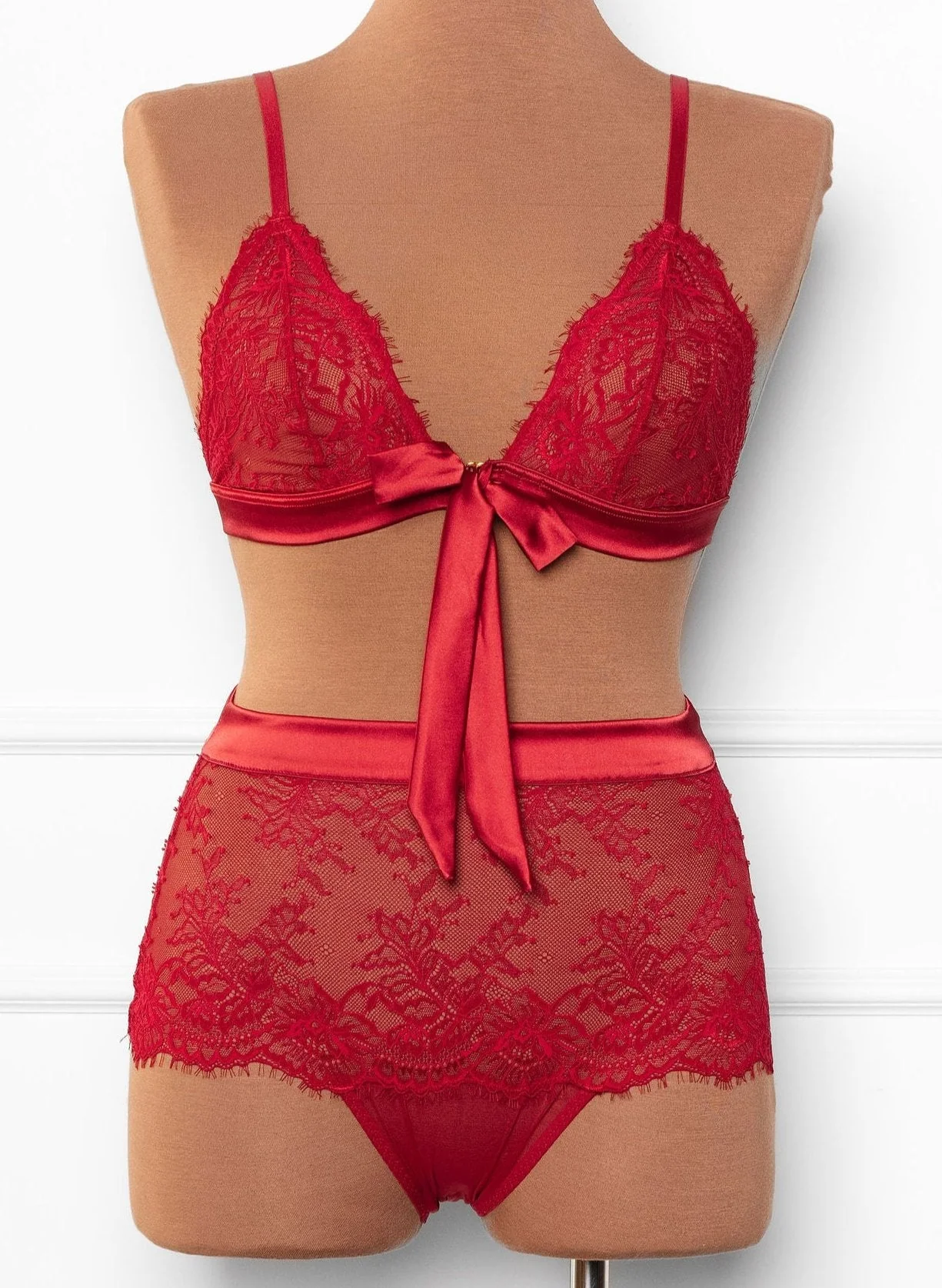 Eyelash Lace Bow Bralette - Red - Image 2