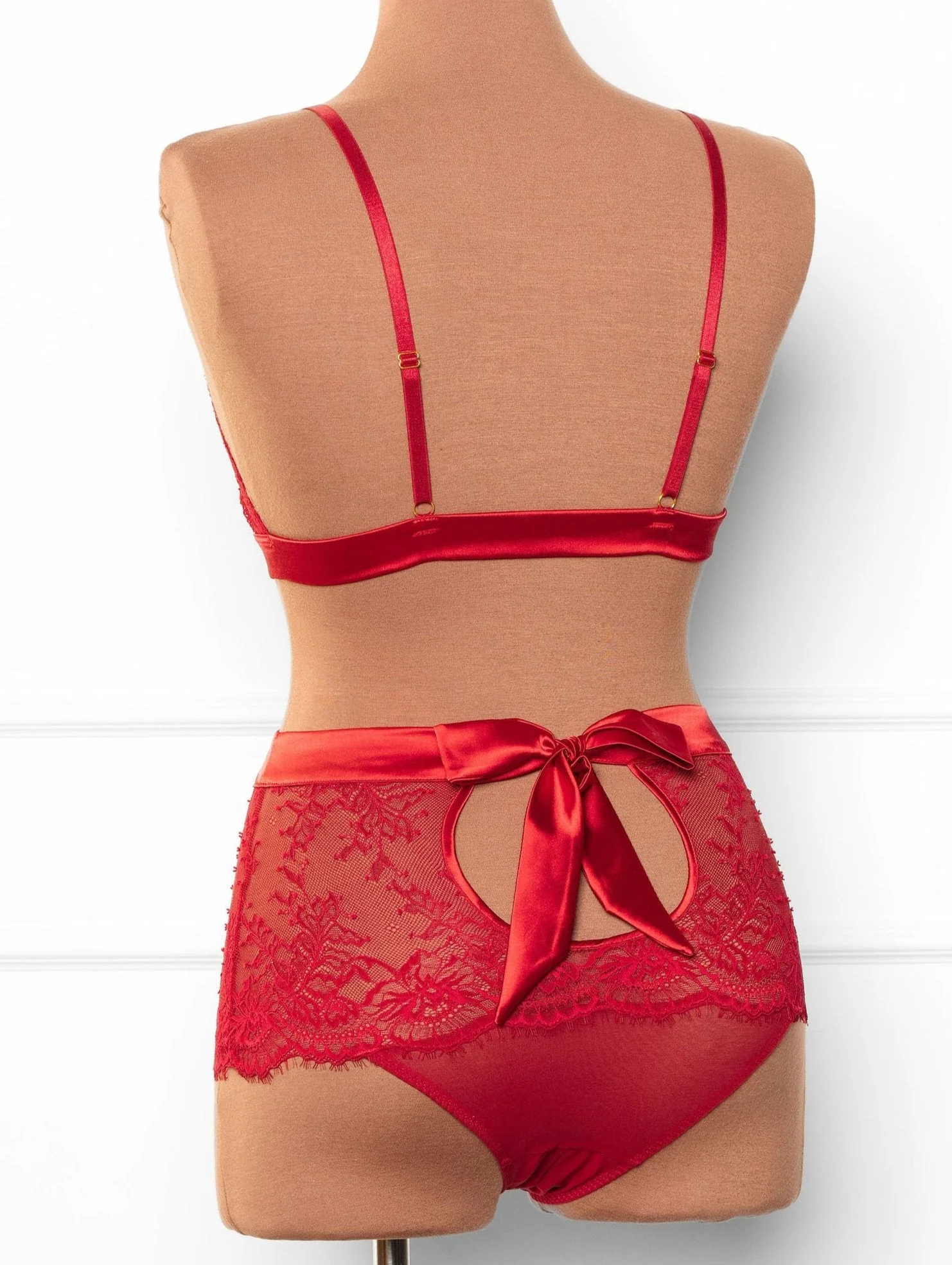 Eyelash Lace Bow Bralette - Red - Image 3