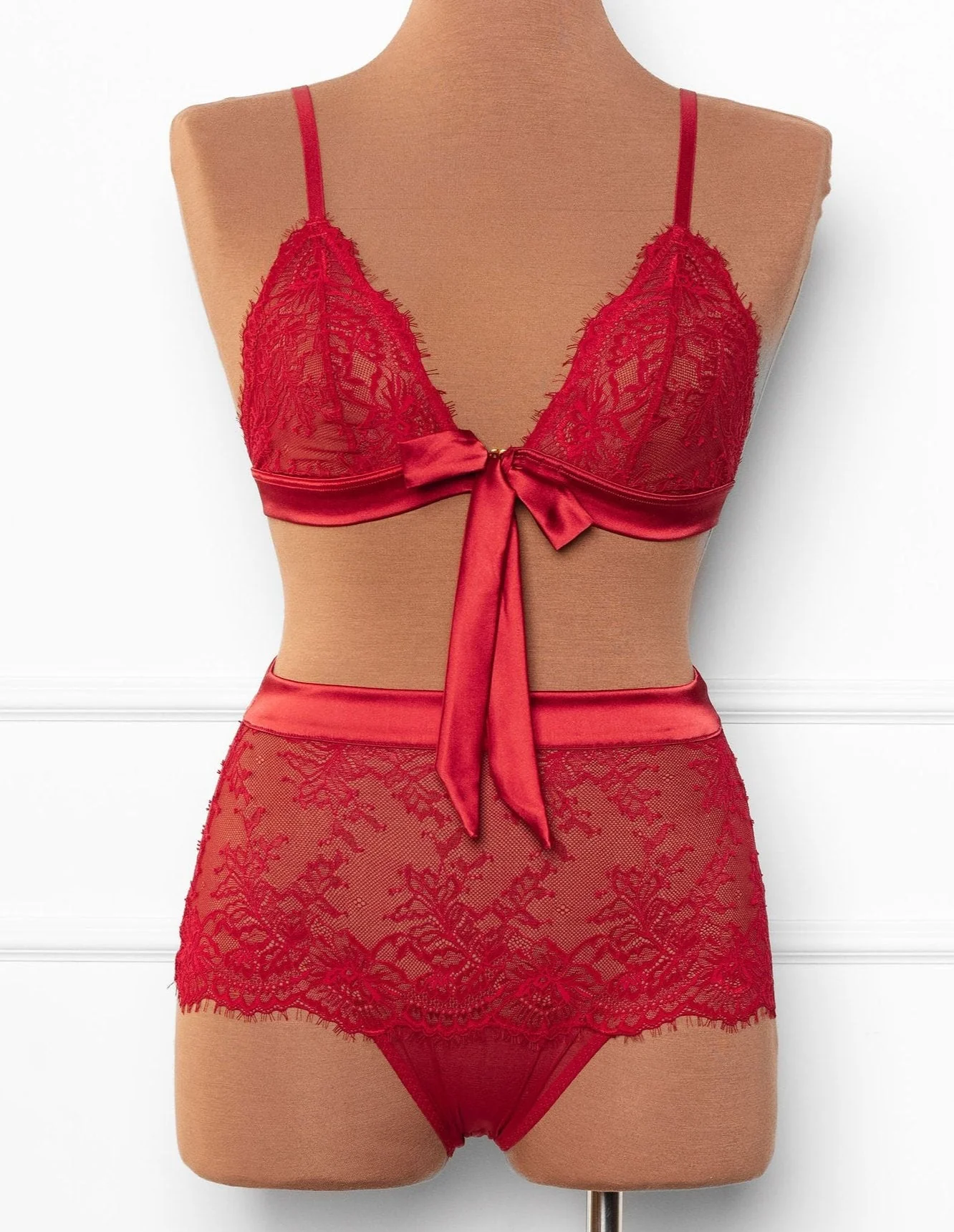 Eyelash Lace Bow High Waist Crotchless Panty - Red - Image 2