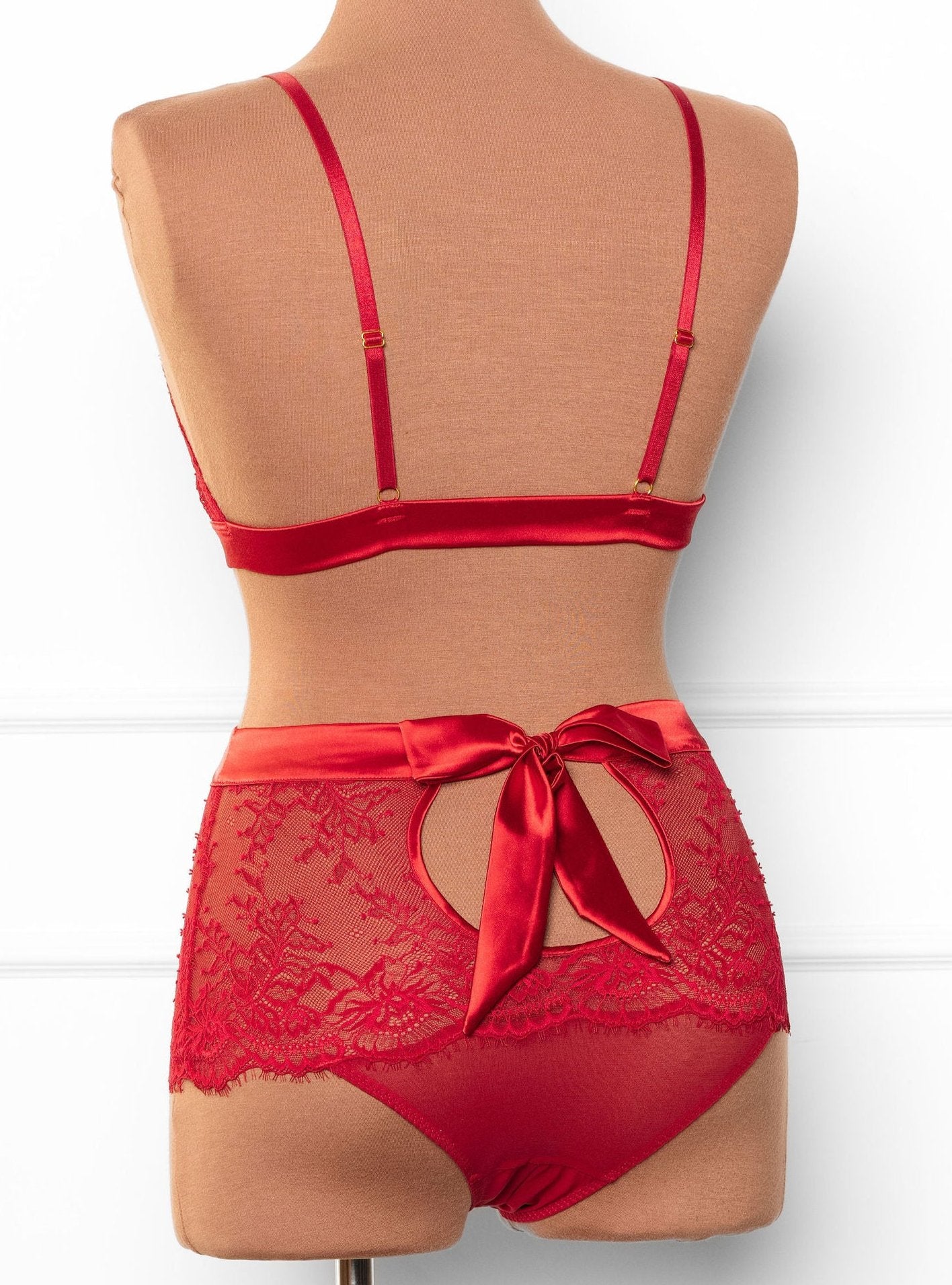 Eyelash Lace Bow High Waist Crotchless Panty - Red - Image 6