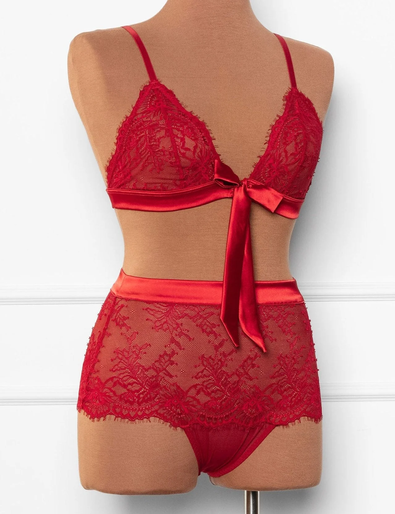 Eyelash Lace Bow High Waist Crotchless Panty - Red - Image 8
