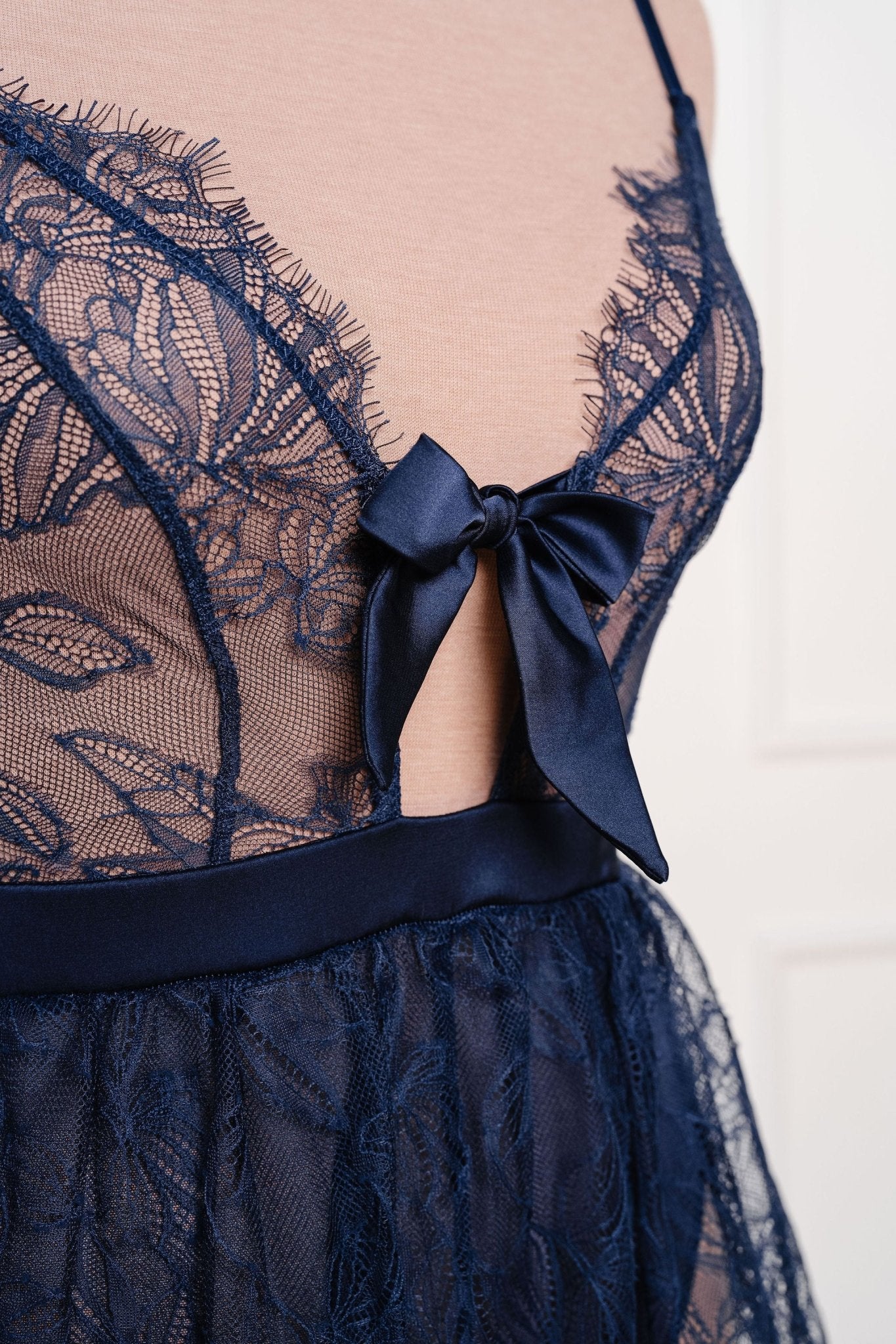 Eyelash Lace Crotchless Teddy - Navy - Image 10