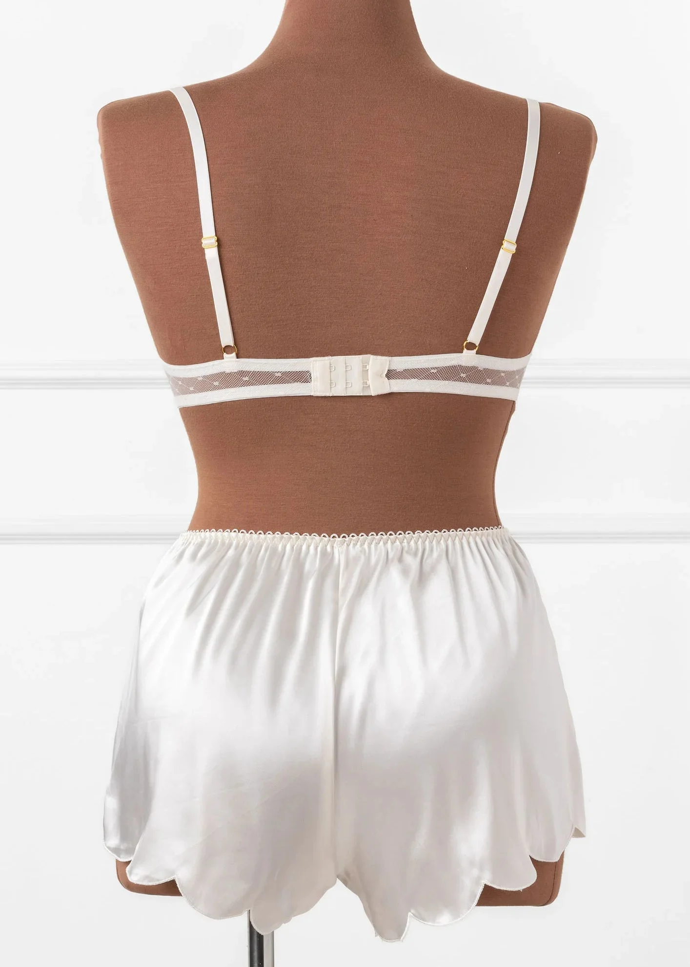 Eyelash Lace Underwire Bralette - Pearl - Image 4