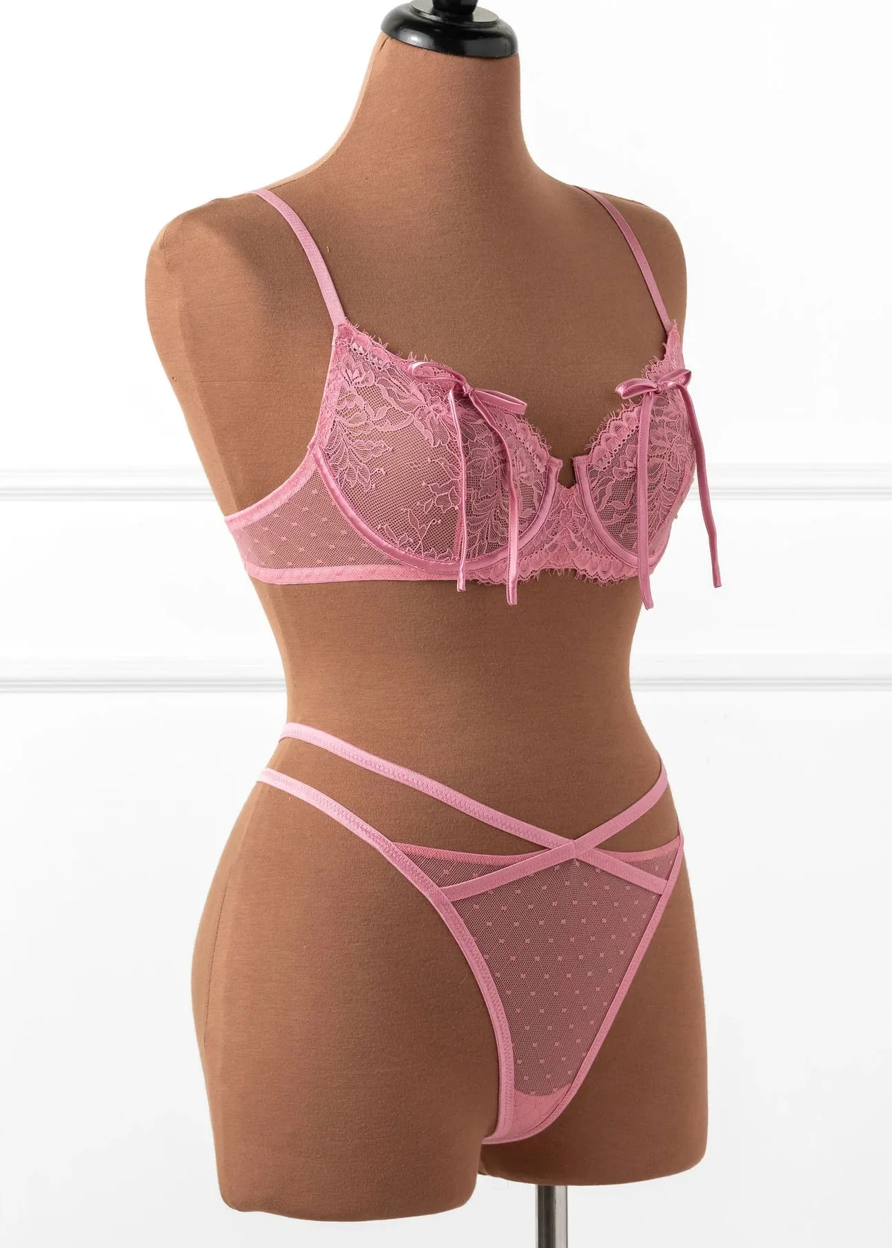 Eyelash Lace Underwire Bralette - Rose - Image 4