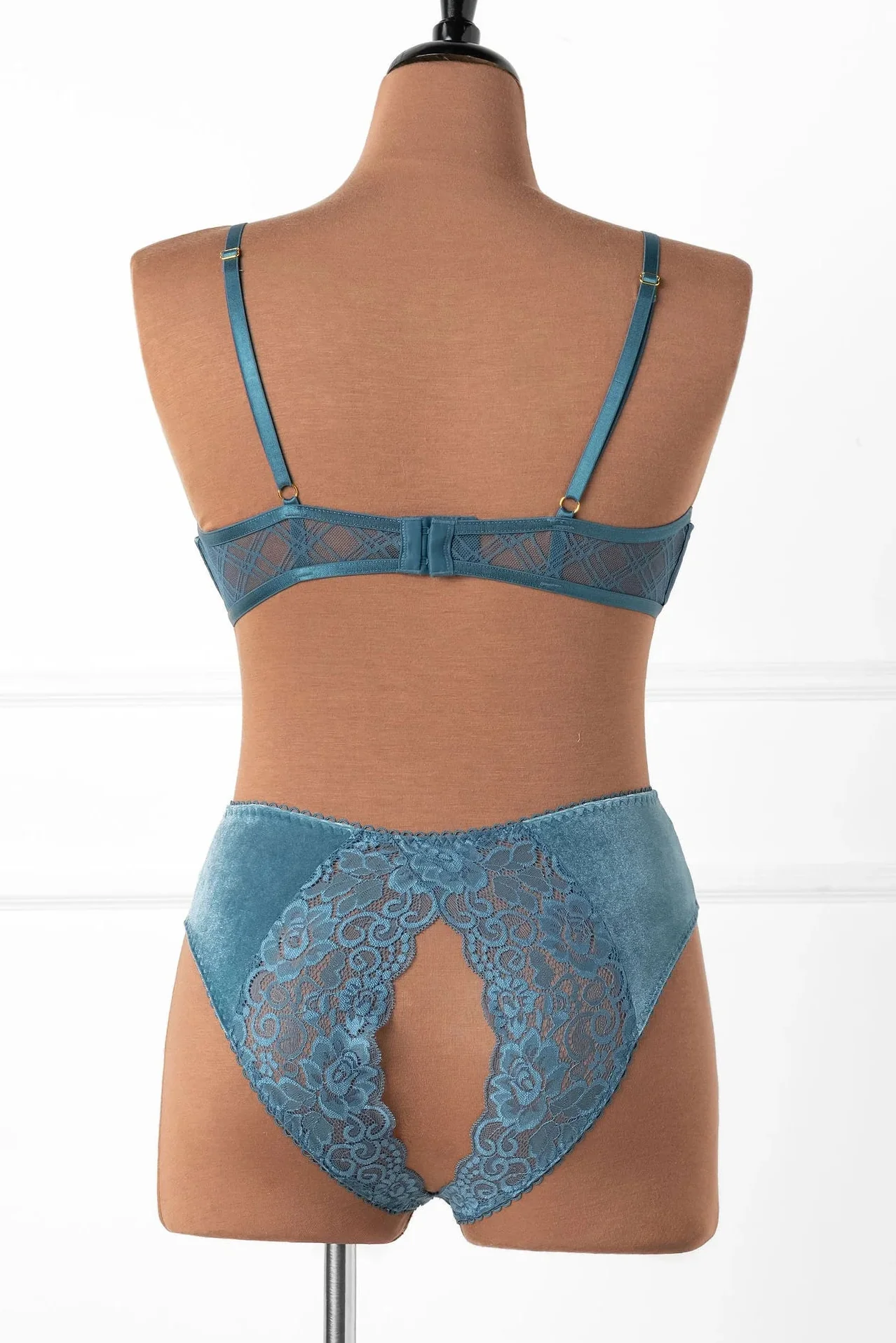 Lacy Underwire Charm Bralette - Retro Blue - Image 13
