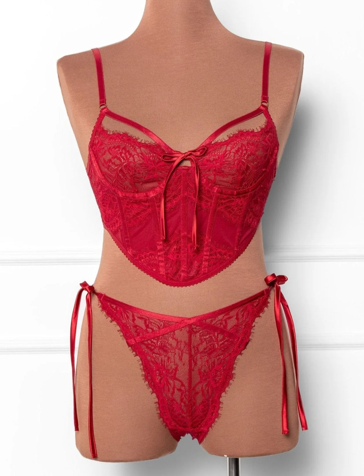 Lacy Underwire Corset - Red - Image 3