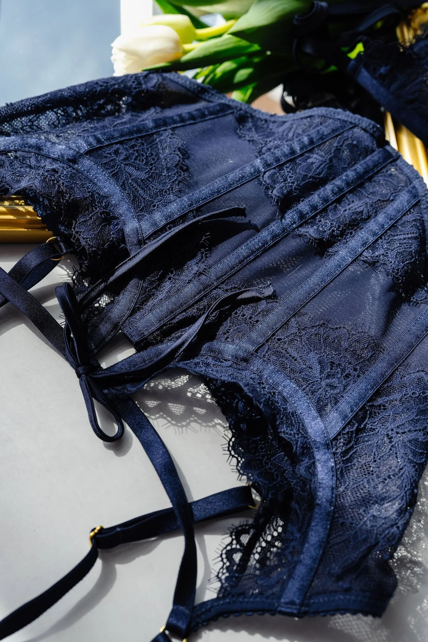 Lacy Underwire Cupless Corset - Navy - Image 7