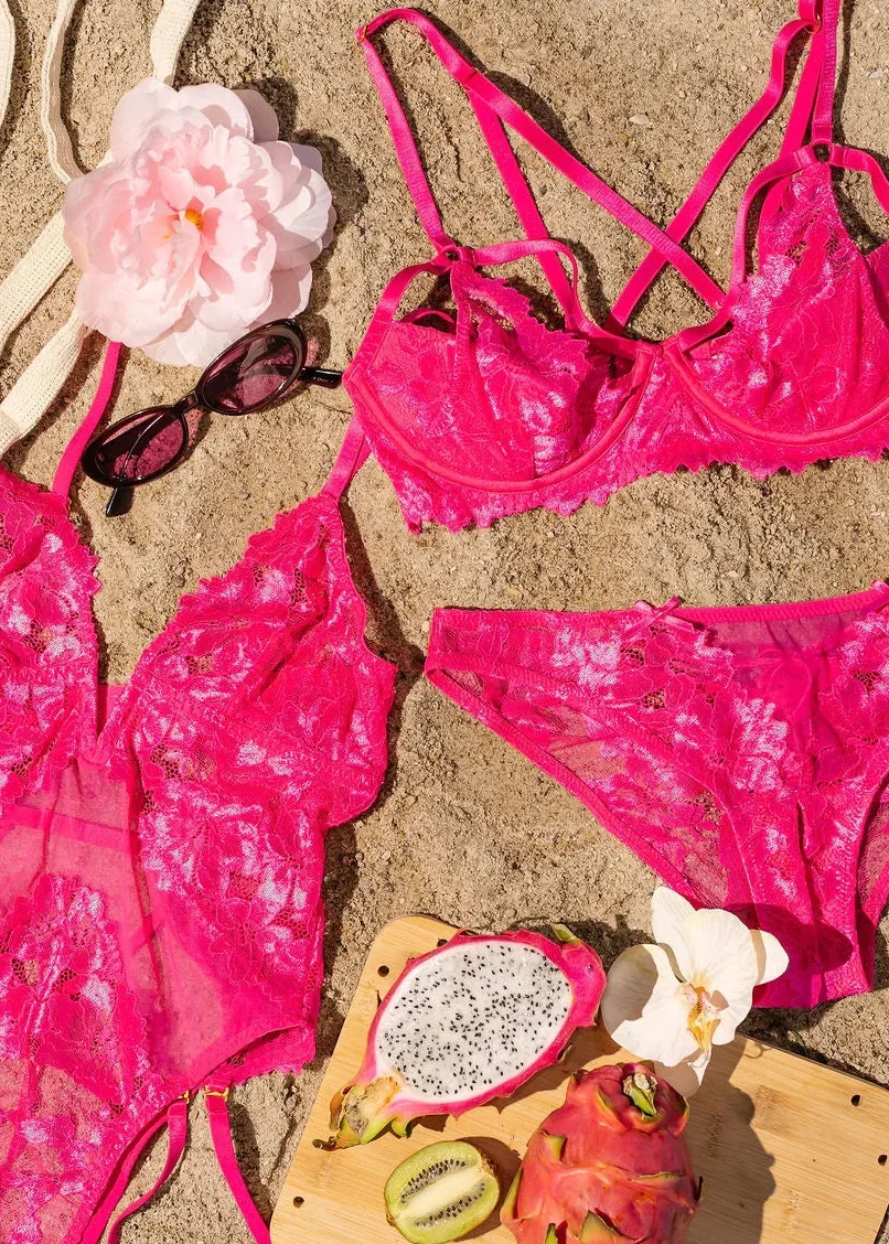 Lacy Underwire Padded Bralette - Hot Pink - Image 17