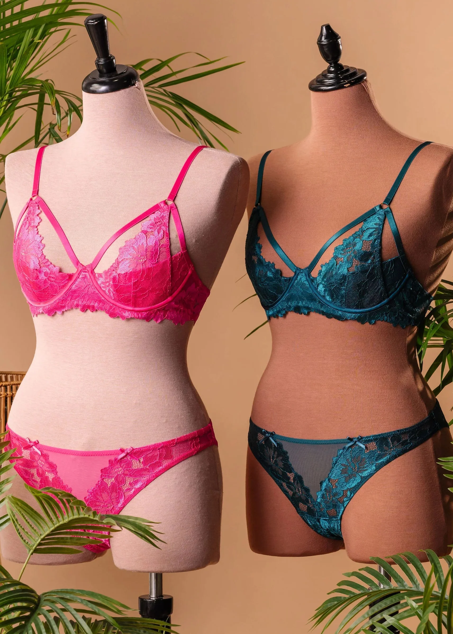Lacy Underwire Padded Bralette - Teal - Image 11