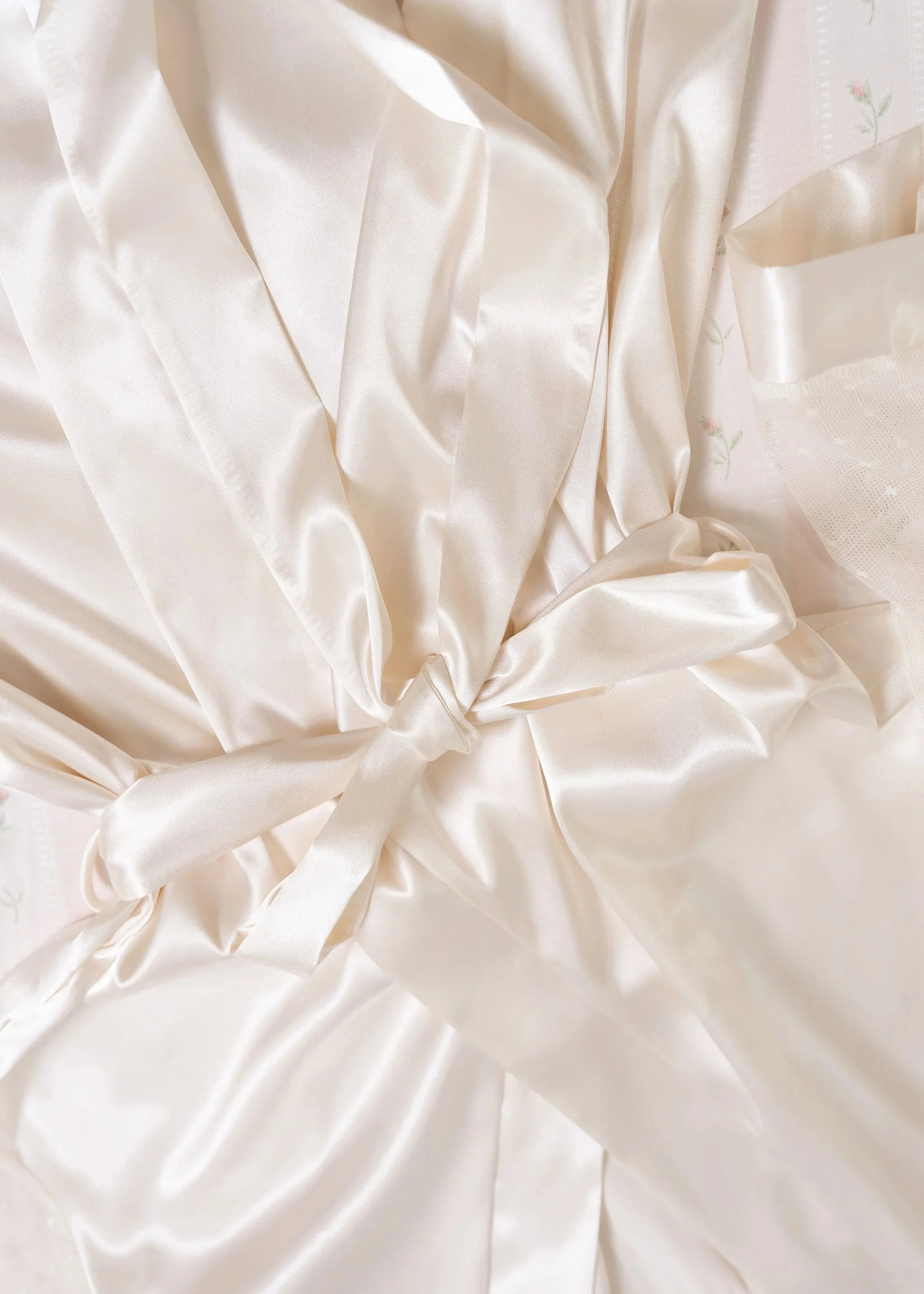 Satin & Diamond Mesh Robe - Pearl - Image 12
