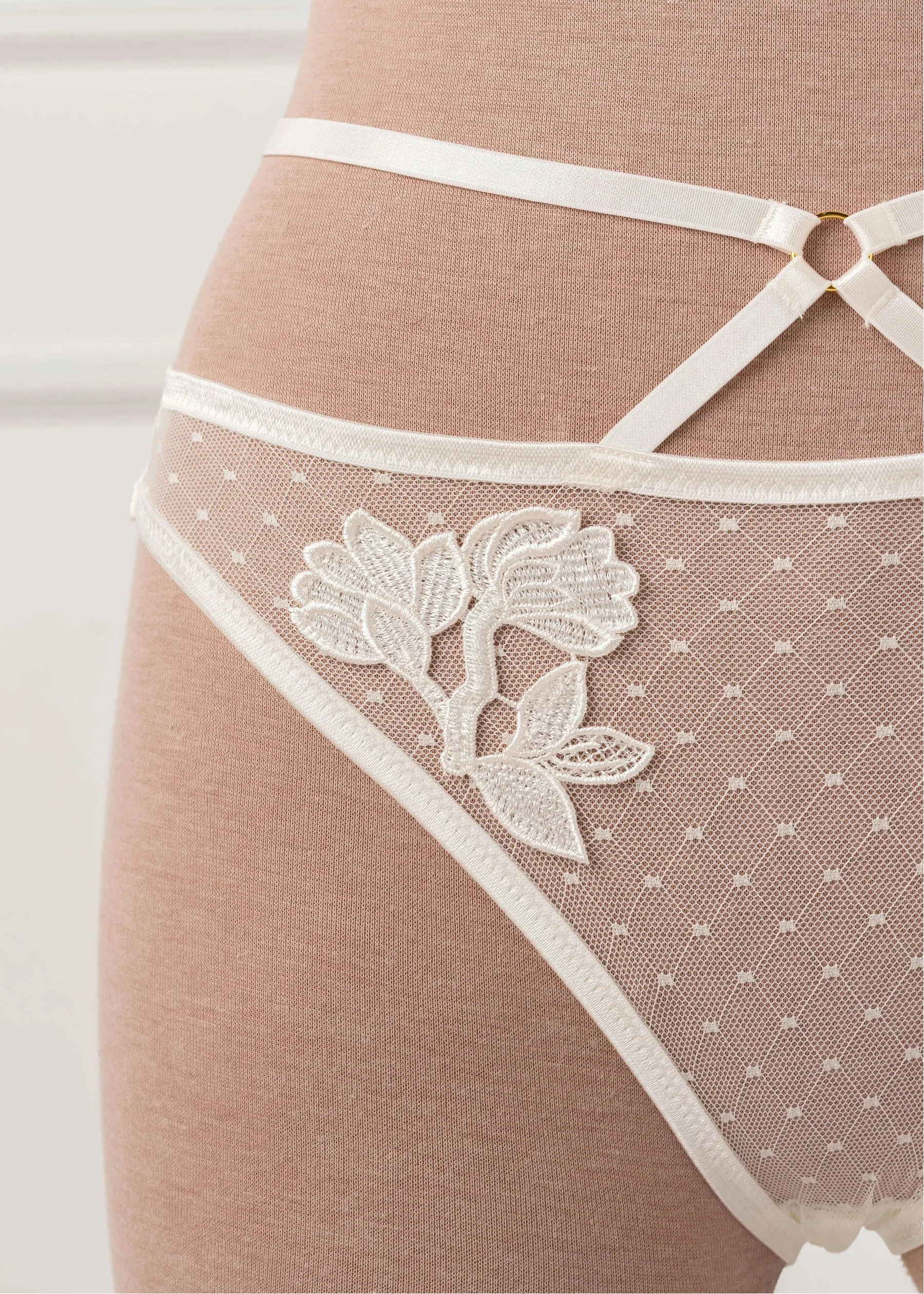 Strappy Appliqué Ouvert Panty - Pearl - Image 8